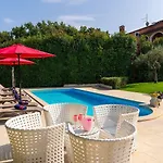 Hundefreundlliche Mit Privatpool, Panorama Meerblick, Outdoor-kueche, Babybett Hébergement de vacances *