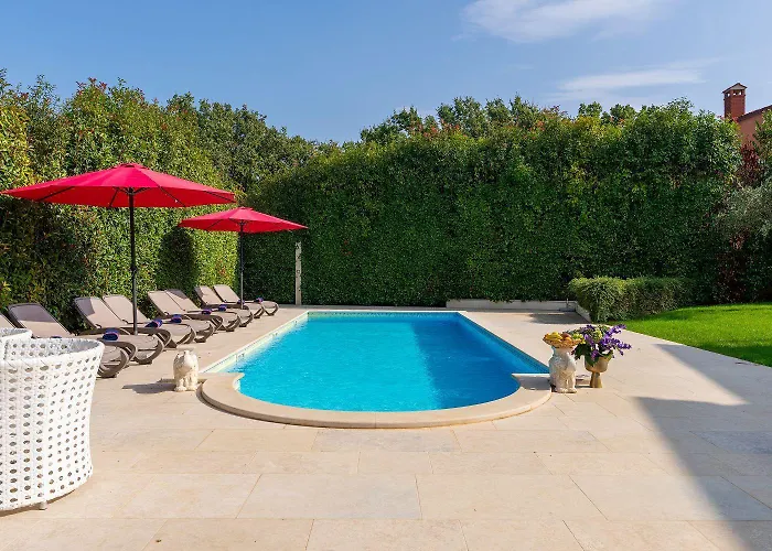 Σπίτι διακοπών Hundefreundlliche Mit Privatpool, Panorama Meerblick, Outdoor-kueche, Babybett Πόρετς