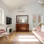 Hundefreundlliche Mit Privatpool, Panorama Meerblick, Outdoor-kueche, Babybett 波雷奇