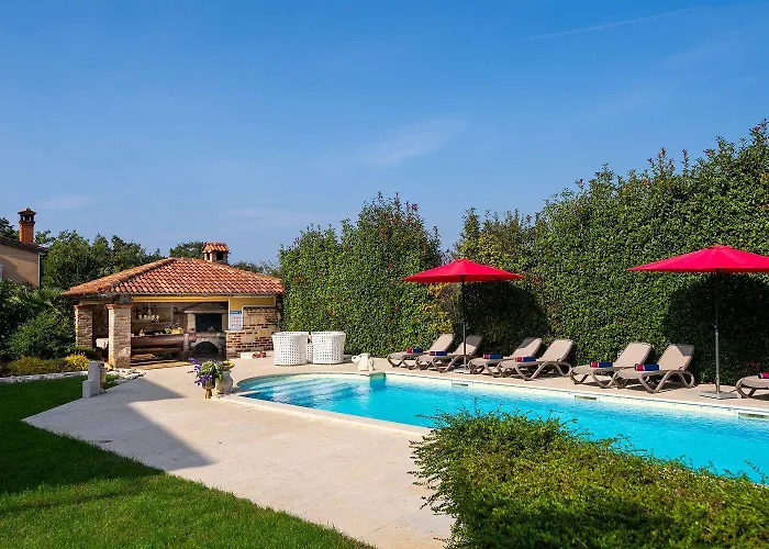 Hundefreundlliche Mit Privatpool, Panorama Meerblick, Outdoor-kueche, Babybett Nyaraló