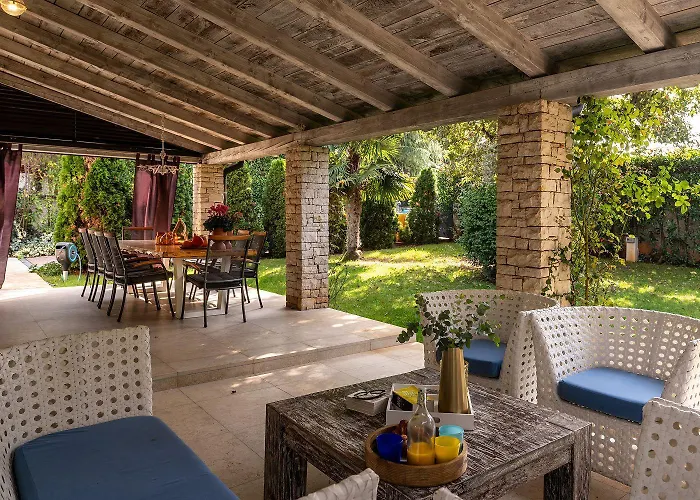 Nyaraló Hundefreundlliche Mit Privatpool, Panorama Meerblick, Outdoor-kueche, Babybett Poreč